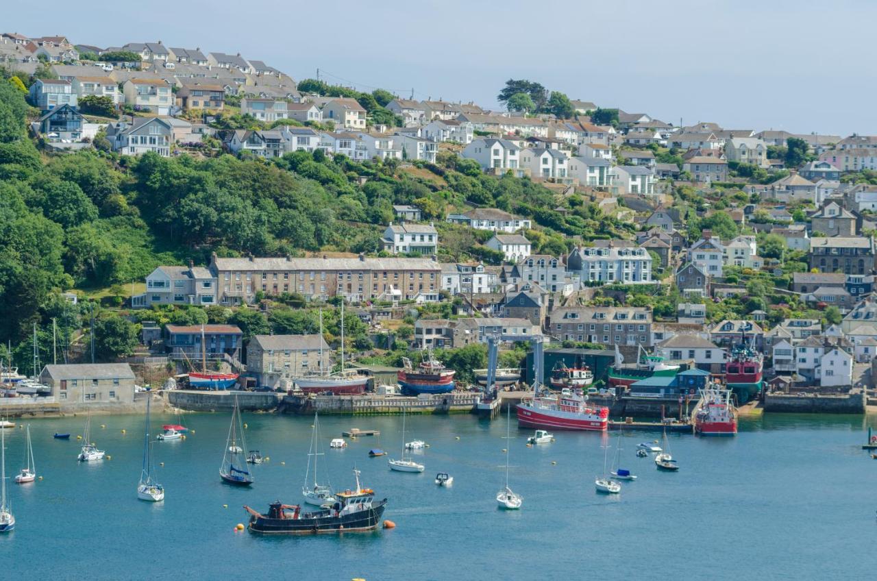 Luxury Victorian School With Views Of Harbour Villa Fowey Buitenkant foto
